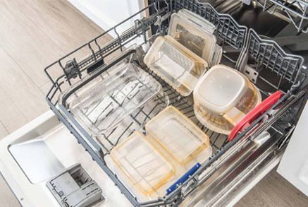 چیدن ظروف پلاستیکی در ماشین ظرفشویی